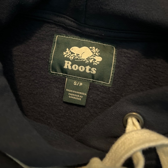 Cropped navy Roots sweater - Picture 4 of 4